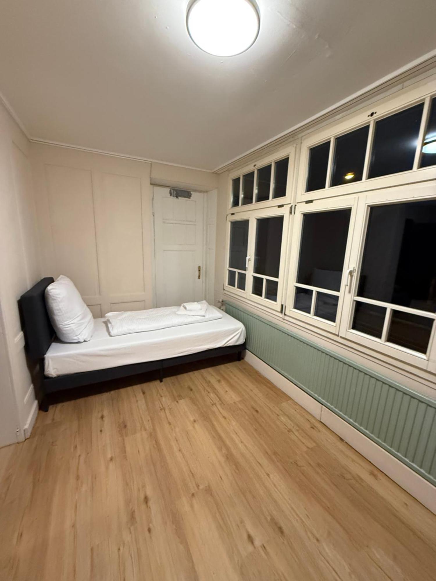 Crown Living Villa Blumenau Studios, Smarttv, Parkplatz Lustenau Buitenkant foto
