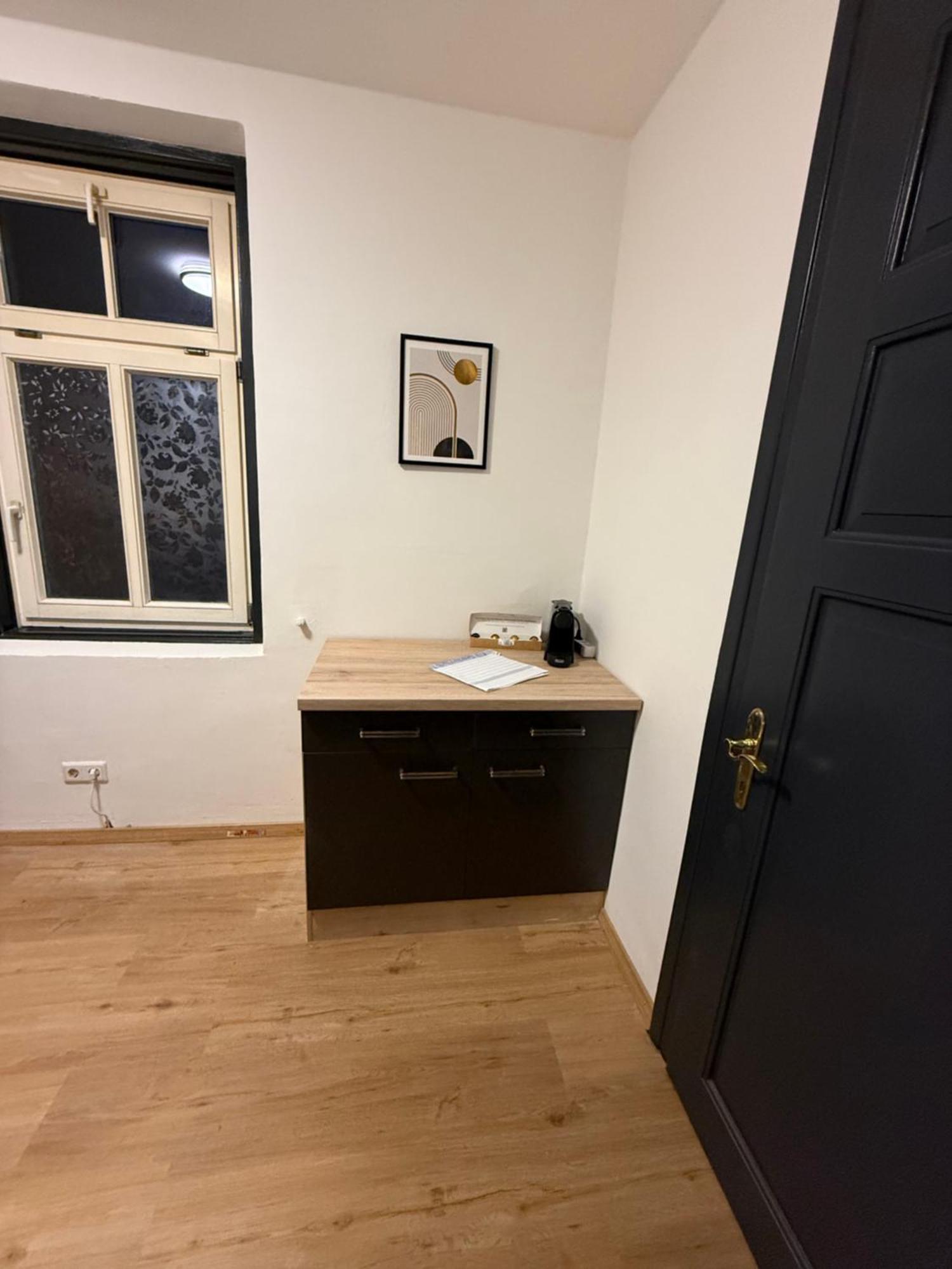Crown Living Villa Blumenau Studios, Smarttv, Parkplatz Lustenau Buitenkant foto