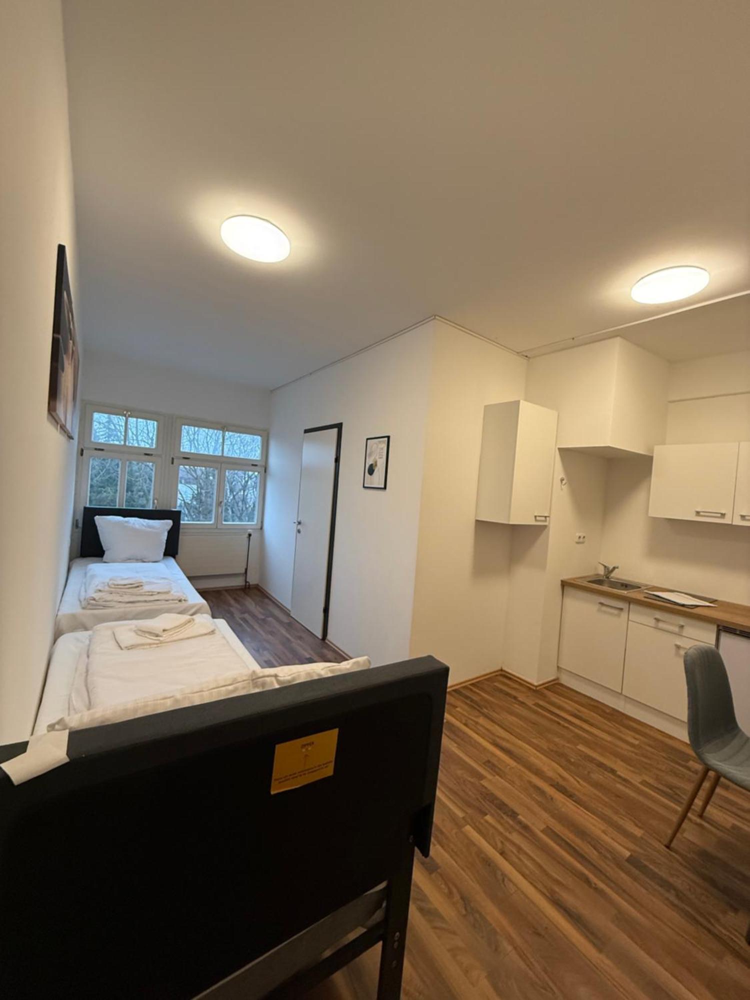 Crown Living Villa Blumenau Studios, Smarttv, Parkplatz Lustenau Buitenkant foto