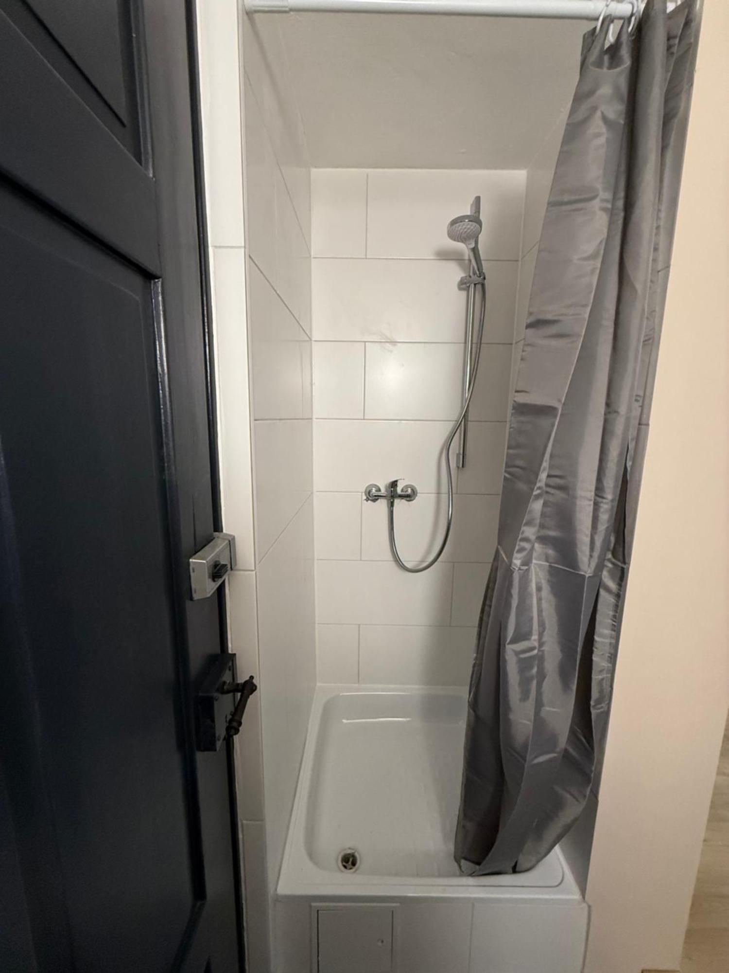 Crown Living Villa Blumenau Studios, Smarttv, Parkplatz Lustenau Buitenkant foto