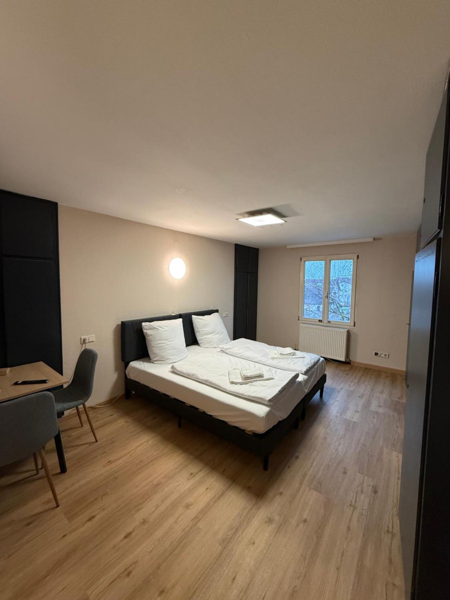Crown Living Villa Blumenau Studios, Smarttv, Parkplatz Lustenau Buitenkant foto