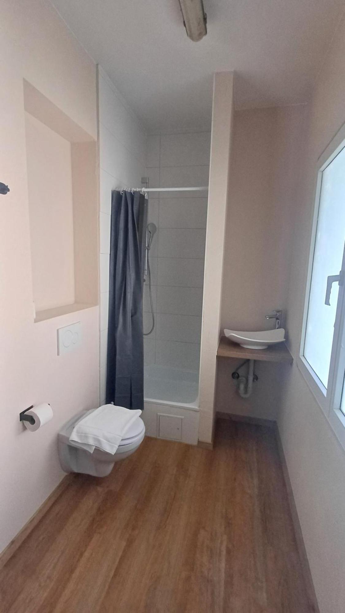 Crown Living Villa Blumenau Studios, Smarttv, Parkplatz Lustenau Kamer foto