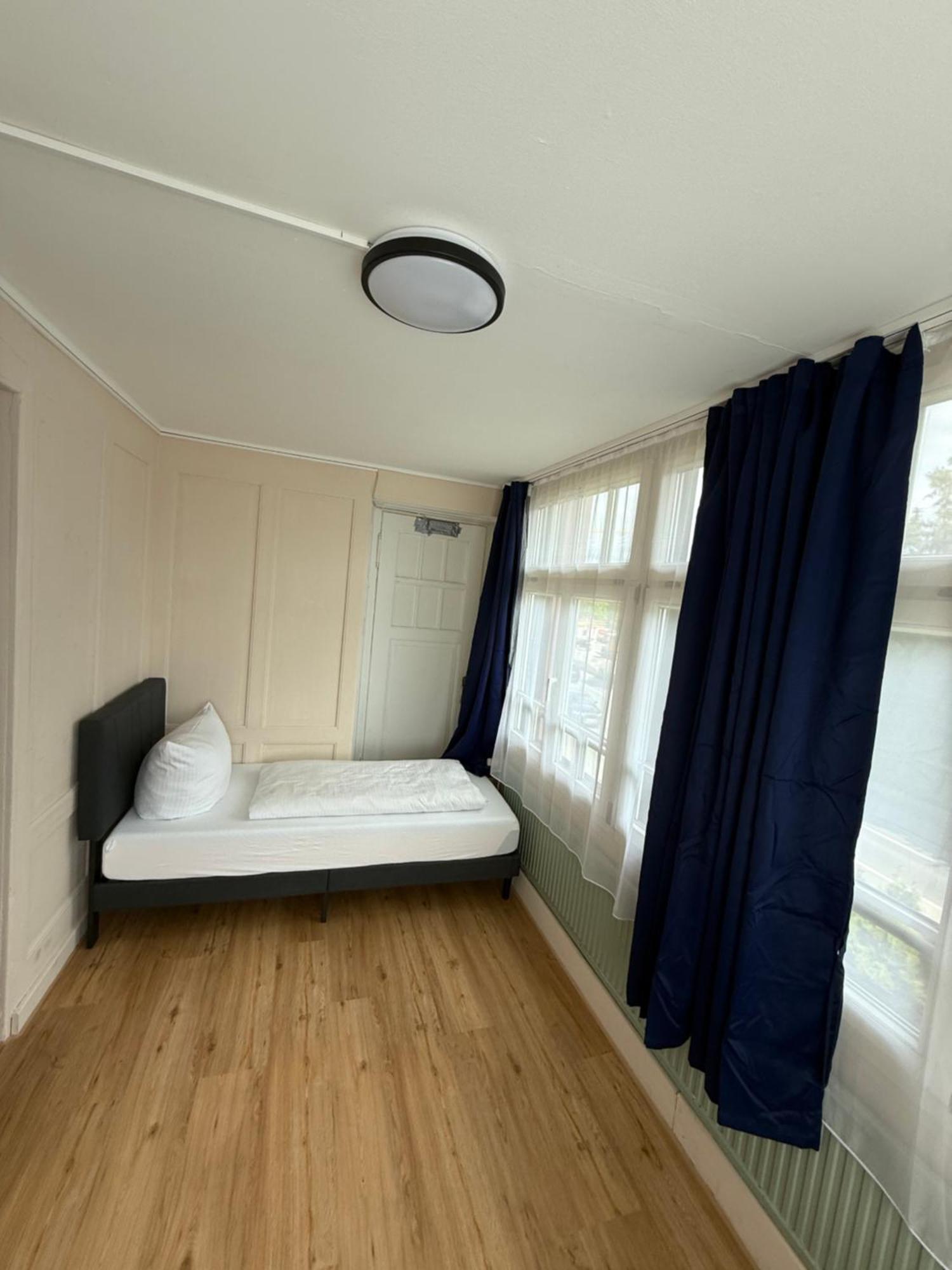 Crown Living Villa Blumenau Studios, Smarttv, Parkplatz Lustenau Buitenkant foto