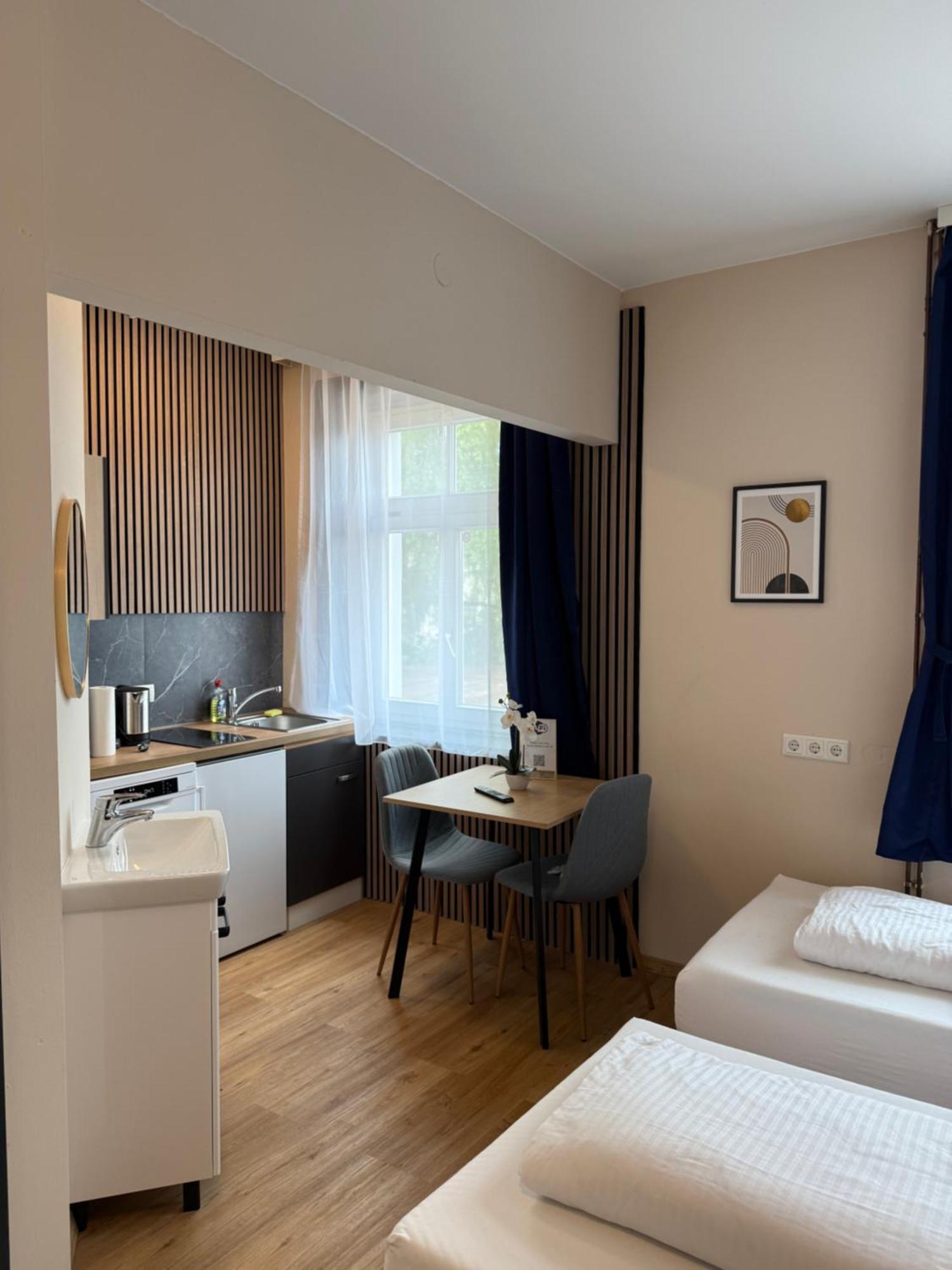 Crown Living Villa Blumenau Studios, Smarttv, Parkplatz Lustenau Buitenkant foto