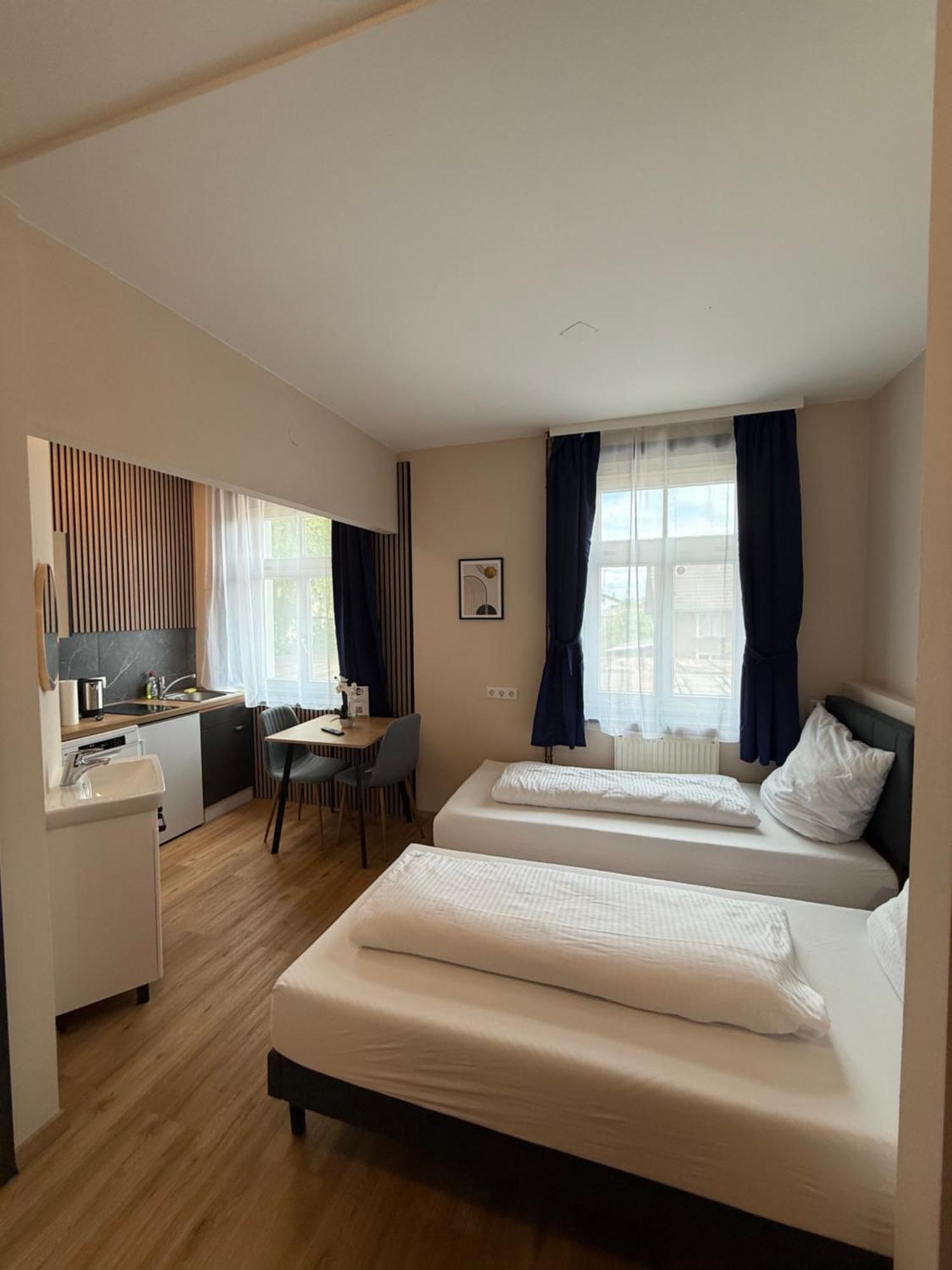 Crown Living Villa Blumenau Studios, Smarttv, Parkplatz Lustenau Buitenkant foto